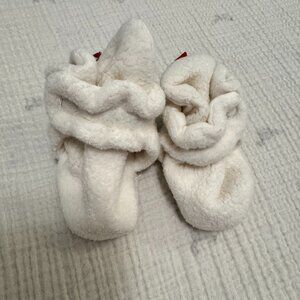Zutano Cozie Fleece Baby Booties 3M White – Like New